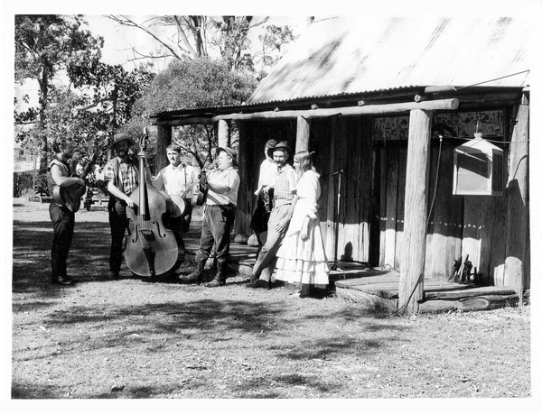 EarlyStreetOpening-MoretonBayBushwhackers